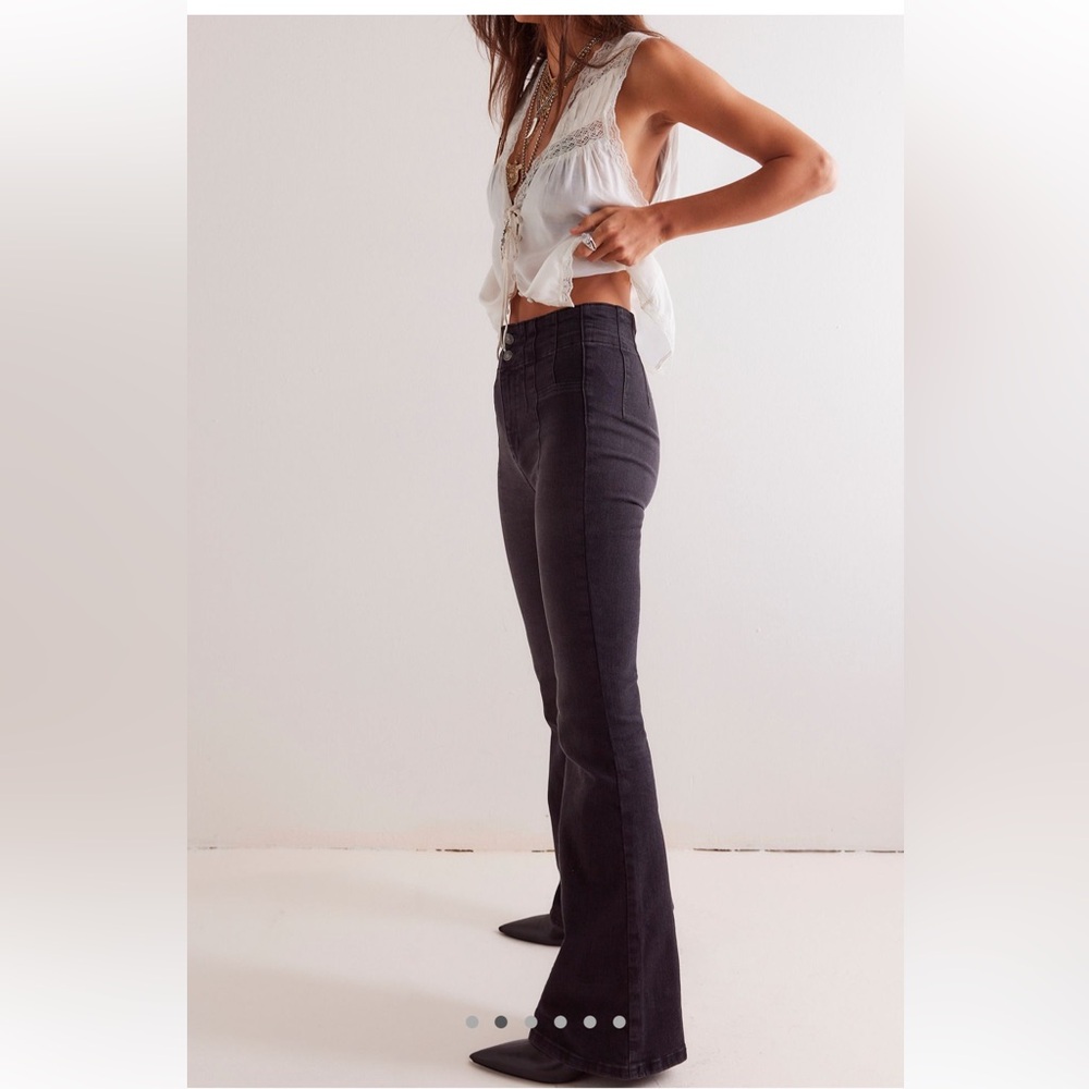 Free People Jayde Flare Jeans- never worn! We the Free high rise
